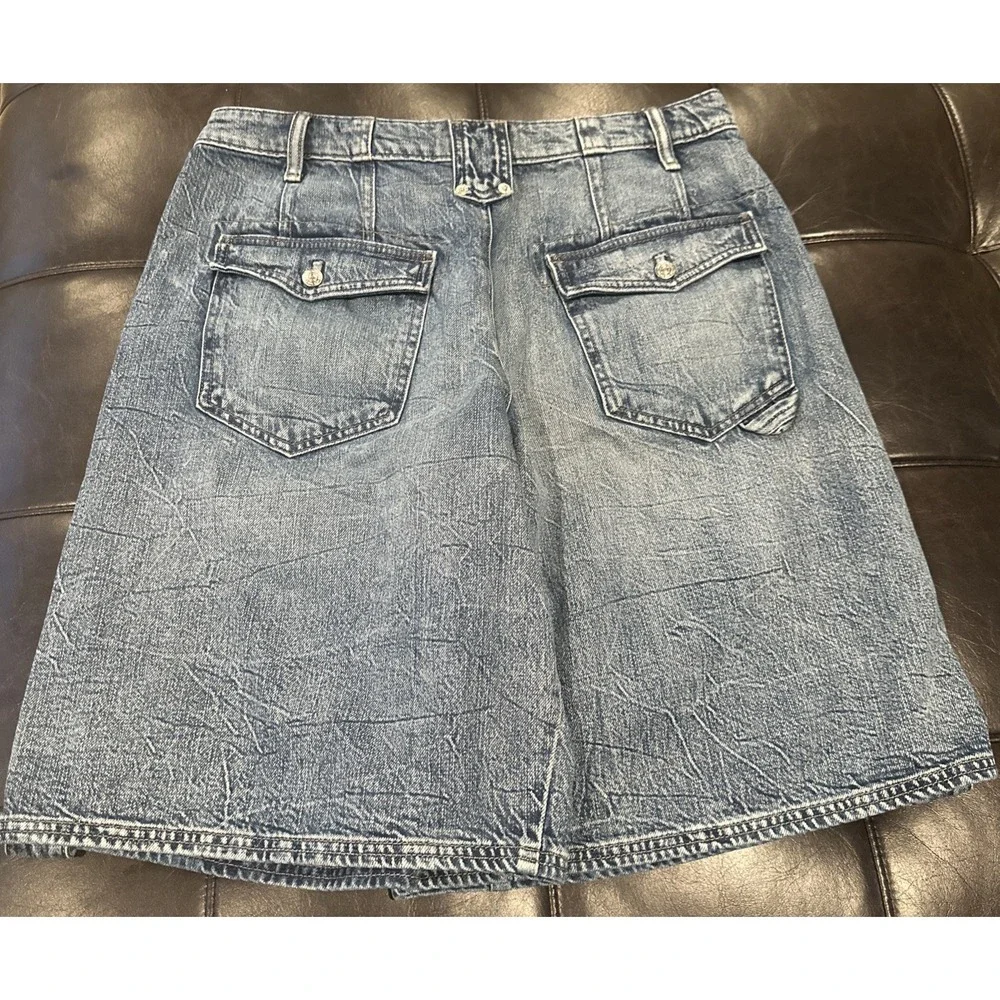 We The Free People Size 31 Rue Denim Long Shorts Mid Rise Pleated Vintage Blue